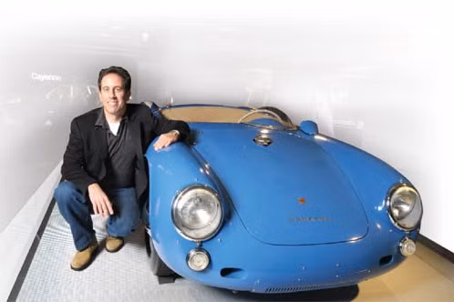 7. Jerry Seinfeld - Porsche 959. Người đàn ông luôn mang đến tiếng cười cho khán giả - Jerry Seinfeld không chỉ là chủ sở hữu những căn biệt thự trị giá triệu USD mà còn biết đến là người có trong tay BST cá nhân xe thể thao Porsche lớn nhất thế giới.