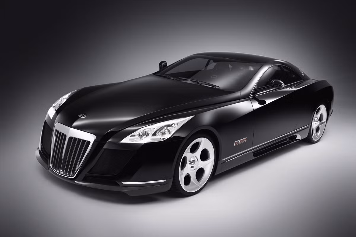 Maybach chỉ sản xuất duy nhất 1 chiếc Maybach Exelero. Xe sở hữu khối động cơ công suất 700 mã lực, tăng tốc lên 100km/h trong 4.4 giây, vận tốc tối đa 351 km/h