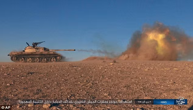 IS tuyên bố đã sử dụng xe tăng T-72 trong lần đánh vào Palmyra. Ảnh Daily Mail