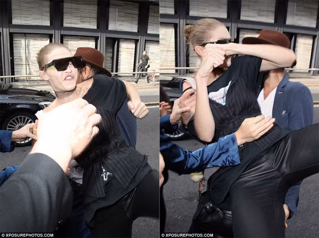 Cô người mẫu tấn công quyết liệt kẻ sàm sỡ mình.