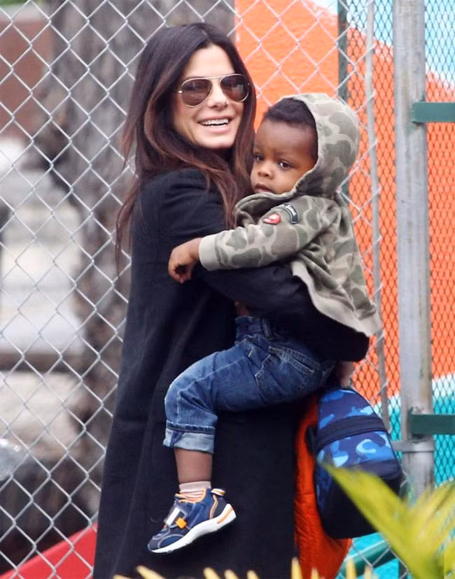 Top 10 sao Hollywood bao chi nhat gay choang-Hinh-9