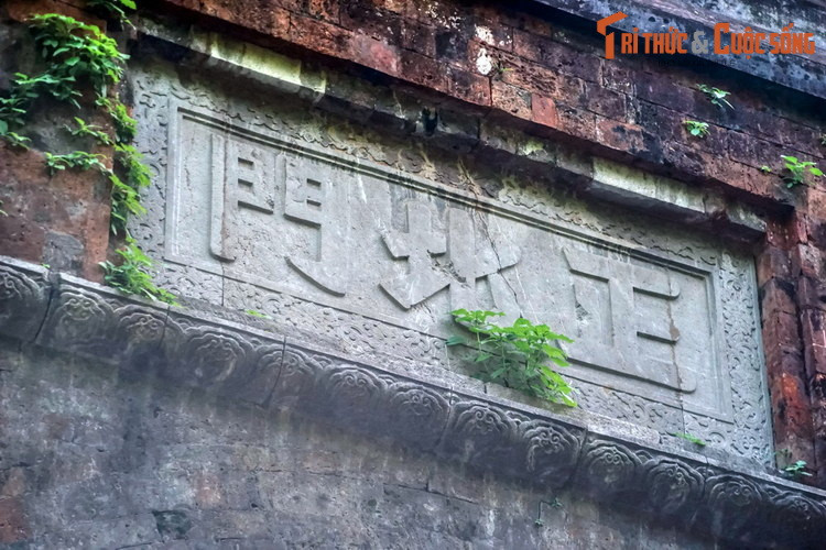 Theo các nhà nghiên cứu, dù Bắc Môn là công trình do nhà Nguyễn xây dựng, dưới chân cổng thành này là tầng tầng lớp lớp di chỉ thành quách từ các triều đại trước đó, khẳng định sự liên tục trong lịch sử ngàn năm của Hoàng thành Thăng Long.