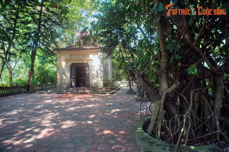 Sau 2.000 năm, những dấu tích vật chất cổ xưa của lăng Tam công Đại vương không còn nữa. Dù vậy, những bài học lịch sử và tinh thần đấu tranh bảo vệ quyền tự chủ, bảo vệ nền văn hóa vẫn còn được hậu thế gìn giữ đến ngày nay.