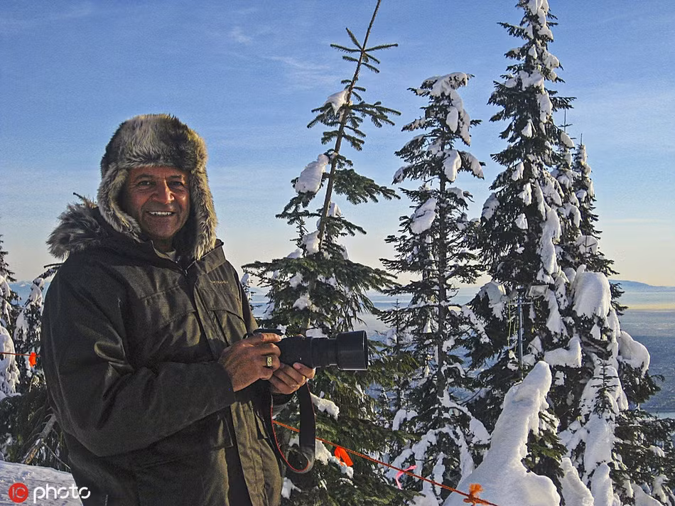 "Tôi thấy thật nhẹ nhõm, tôi biết đó là quy luật tự nhiên nhưng đôi khi chứng kiến những việc như vậy thực sự không dễ dàng gì", nhiếp ảnh gia Ray Pownall nói.