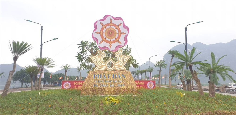 Hang van nguoi dan nuom nuop ve Tam Chuc du Dai le Phat dan 2019-Hinh-2