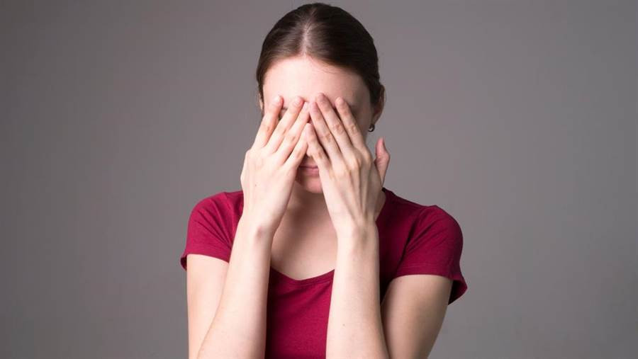 Ngu it, di du lich qua nhieu, nguoi phu nu gap chuyen kinh hoang