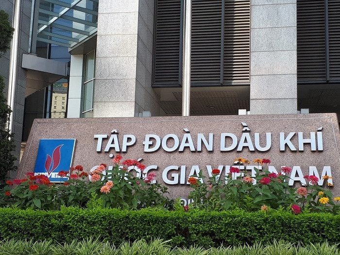 PVN chuyen ra nuoc ngoai ty USD: Thua lo, nguy co mat von