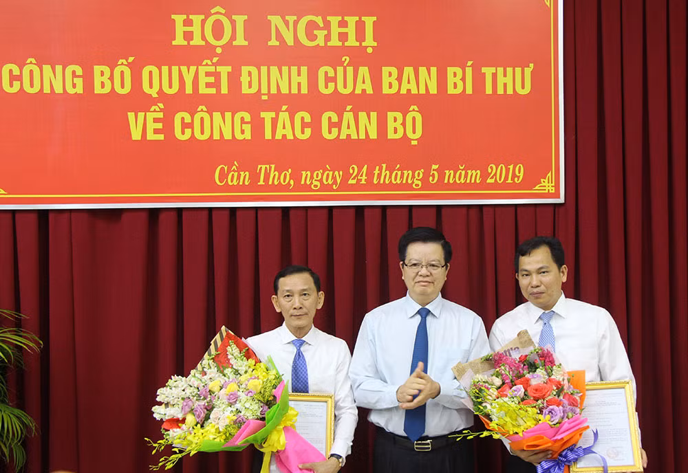 Thu truong Le Quang Manh lam Pho bi thu Thanh uy Can Tho-Hinh-2