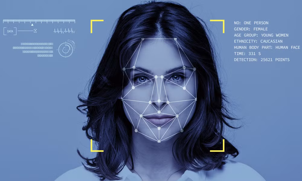 Thậm chí, Apple hoàn thiện tính năng nhận diện khuôn mặt FaceID tốt đến nỗi chẳng cần phải thu thập bất kỳ khuôn mặt nào cả. Bởi quả táo khuyết vốn có một lượng rất lớn các tình nguyện viên từ khắp nơi trên thế giới sẵn sàng tham gia miễn phí các thử nghiệm của hãng. Dựa vào hơn 1 tỷ hình ảnh chân dung có được, Apple dễ dàng làm ra FaceID chính xác, nhanh và ổn định.