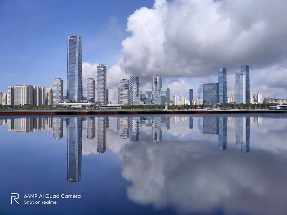 Chiếc Xiaomi Redmi độc lạ này có thể sẽ nằm trong phân khúc cao cấp của hãng. Tuy nhiên, với truyền thống “chơi khô máu” các hãng khác, nên không loại trừ khả năng Xiaomi sẽ bán ra chiếc điện thoại siêu camera này với mức giá rất phải chăng.