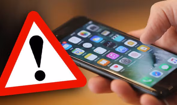 Nhiều chiêu trò dù đã cũ và được tin tặc áp dụng trên diện rộng, nhưng vẫn có rất nhiều người mất cảnh giác và mắc phải, như: yêu cầu khai thông tin để nhận thưởng trên một trang web lạ hoặc giả mạo các trang web lớn, với một đường link rất kỳ quặc; đe doạ bạn sẽ mất quyền truy cập, mất thông tin, bị đánh cắp… nếu không thực hiện theo các bước yêu sách; cần cấp quyền truy cập từ xa để diệt virus, bảo mật…