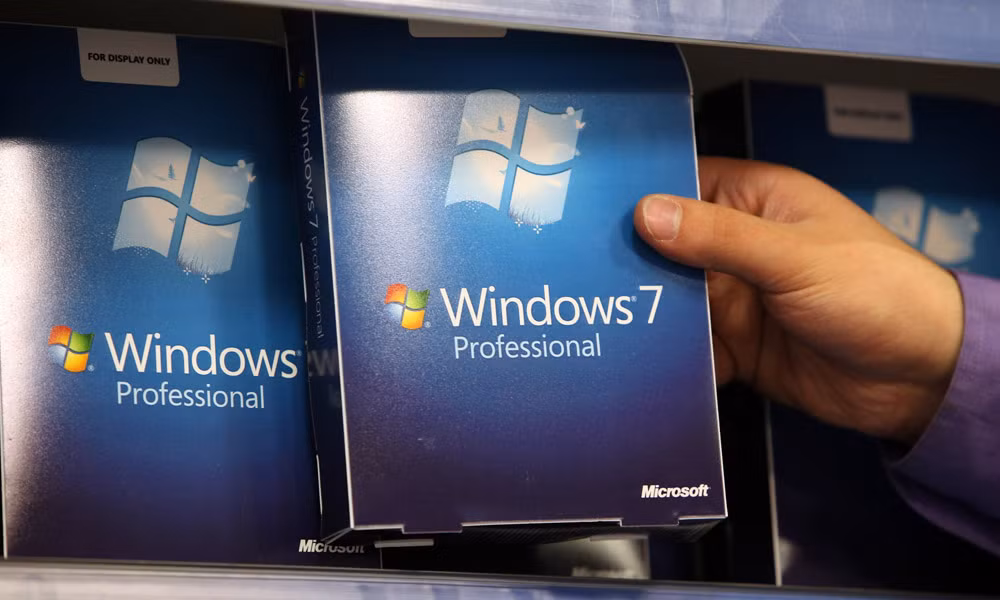 Tuy nhiên, tính tới thời điểm hiện tại, vẫn còn khoảng 35% máy tính trên toàn thế giới sử dụng hệ điều hành này. Trong số đó, lượng lớn máy tính tới từ người dùng cá nhân. Tỷ lệ khổng lồ này cho thấy mức độ tin dùng, cũng như sự ổn định và đáng tin cậy của Windows 7.
