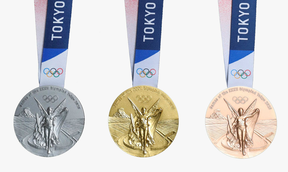 Kết quả là gần 80 nghìn tấn thiết bị công nghệ, trong đó có 6,21 triệu chiếc điện thoại di động cũ đã được quyên góp. Từ đó, các chuyên gia đã đã tái chế được 32kg vàng, 3,5 tấn bạc và 2,2 tấn đồng. Một câu chuyện chỉ có thể xảy ra ở Nhật Bản!