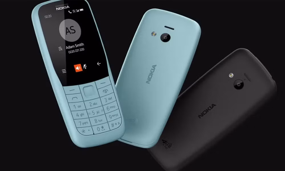 Mới đây nhất, HMD Global vừa tung ra mẫu máy Nokia 220 4G sau nhiều đồn đoán. Điện thoại cục gạch Nokia này được trang bị 2 khe sim, hỗ trợ kết nối di động 4G LTE với tốc độ tải dữ liệu đạt chuẩn Cat-1 (tương đương 10Mb/s).