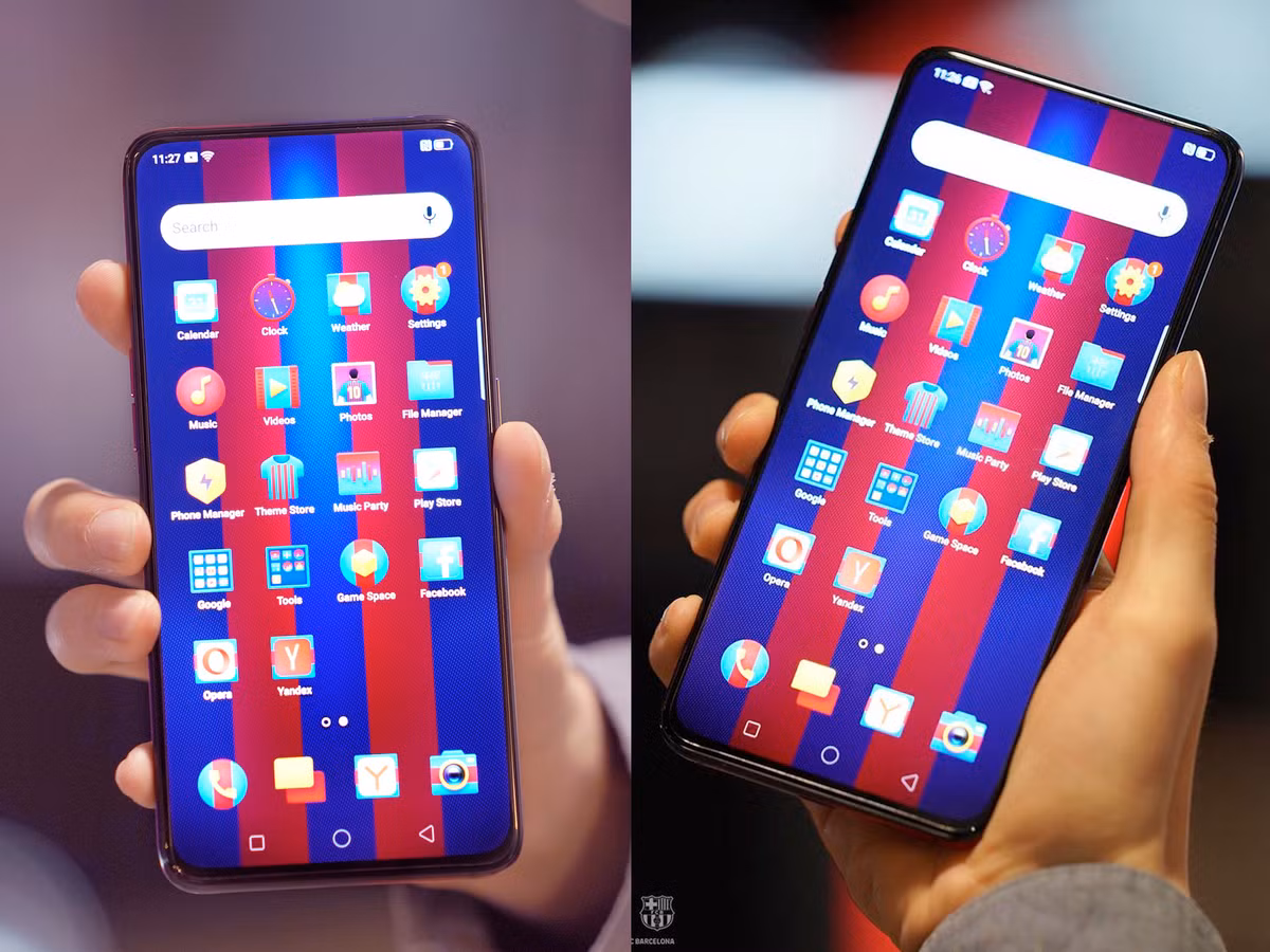 Phiên bản đặc biệt này còn được trang bị phần mềm được thiết kế tùy chỉnh, bao gồm: bộ hình nền và biểu tượng độc quyền theo phong cách bóng đá. Tất cả các thiết kế trong gói độc quyền đều mang màu đỏ xanh đặc trưng của CLB Barcelona.