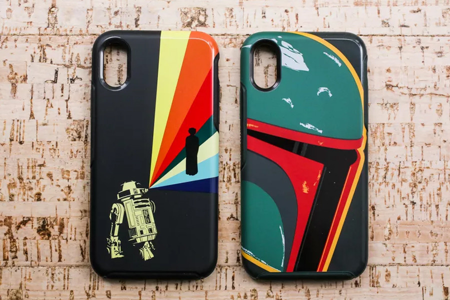  Otterbox: Star Wars Galactic Collection – bộ sưu tập cho những người dùng iPhone là fan trung thành của tựa phim và game Chiến tranh giữa các vì sao. Họa tiết trên mặt lưng được vẽ theo chủ đề khoa học giả tưởng, các thiết bị hoạt động trong không gian vũ trụ đa hành tinh. Chất liệu nhựa nhám và nhựa bóng được phủ nhiều màu sơn, hướng tới đối tượng trẻ. Ốp được bán với giá 45-55 USD trở lên, tùy theo từng phiên bản họa tiết khác nhau.