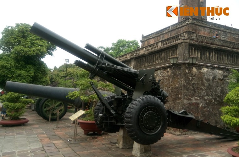 Với cỡ nòng lên tới 155mm, M114 có thể được xem là khẩu pháo xe kéo có cỡ nòng lớn nhất của Quân đội Nhân dân Việt Nam. Tuy nhiên xét về tầm bắn thì M114 thua xa M46 130mm – “ông vua” pháo binh Việt Nam.