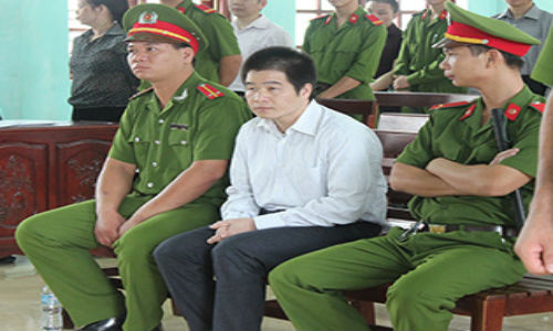 Toan canh ngay dau xet xu trum ma tuy Tang “Keangnam”