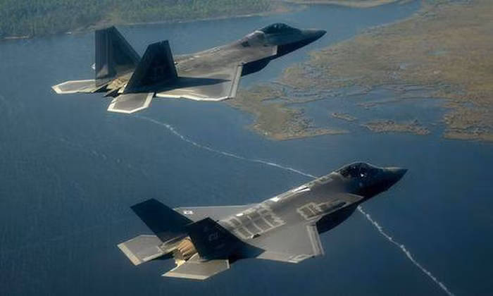 Tuy nhiên với S-400 Triumf, và tất nhiên với cả S-500 Prometheus thì có thể sẽ xuất hiện một kịch bản khác. Điều đó còn đáng buồn hơn nhiều cho quân đội Mỹ.