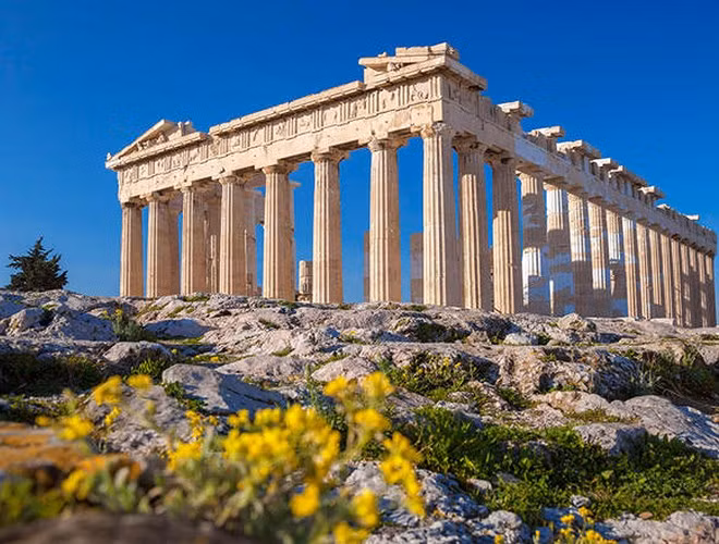 Thành cổ Acropolis: Là nơi lưu giữ những dấu tích thời kỳ vàng son của nền văn minh Hy Lạp cổ đại.