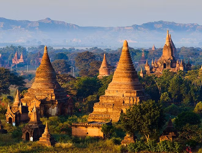 Bagan (Myanmar): Đến với nơi đây, du khách như lạc bước vào thế giới của sự tĩnh lặng, hư không và thoát khỏi những ồn ào, xô bồ của cuộc sống.