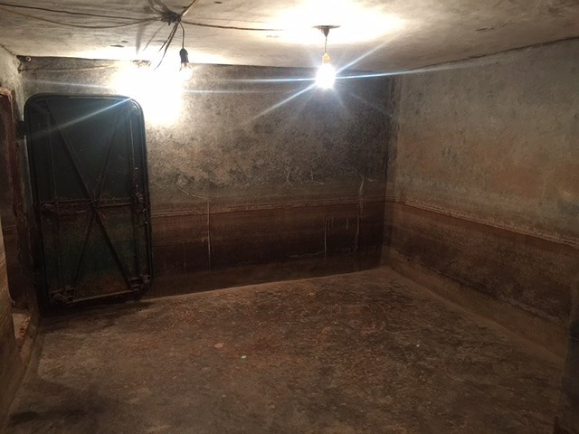 Theo các nhân chứng thì hầm dành cho nhân viên Văn phòng Bộ Quốc phòng, Văn phòng Bộ Tổng Tham mưu trú ẩn khi có máy bay bay vào vùng Hà Nội hoặc ném bom, oanh tạc Hà Nội”.