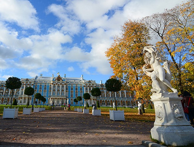 Cung điện hơn 250 năm tuổi Catherine ở Nga.