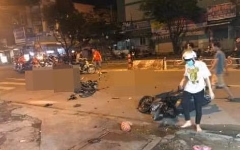 Nhieu nguoi chet va bi thuong sau “bao” mung tuyen Viet Nam vo dich AFF Cup