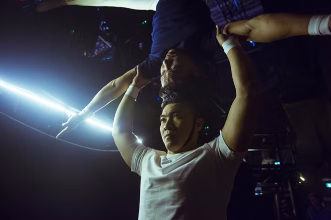 Quoc Co, Quoc Nghiep lap ky luc Guinness bit mat, chong dau tai Italy-Hinh-2