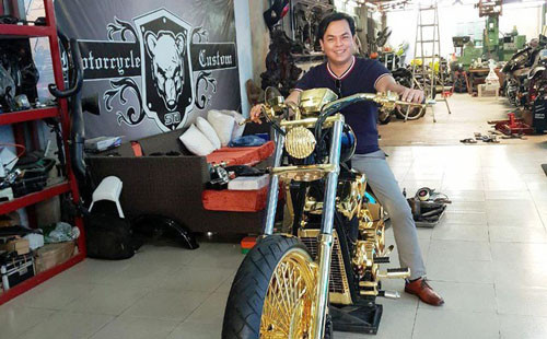 Nguoi deo vang gia nhieu nhat Viet Nam Phuc XO bay gio ra sao?-Hinh-4