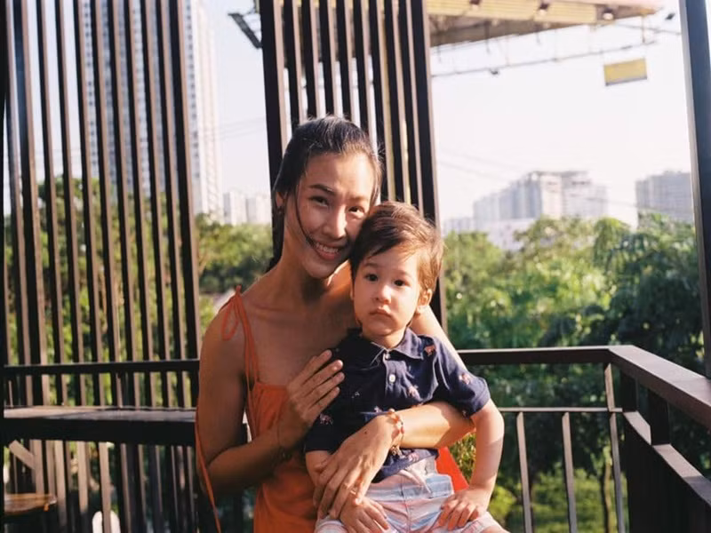 Vợ chồng Hoàng Oanh đang cân nhắc nơi sinh sống lâu dài.