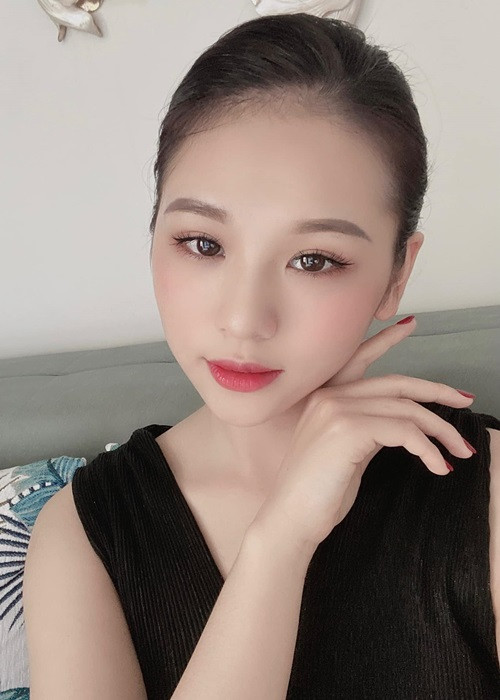 Phương Anh được Vũ Duy Khánh chiều chuộng hơn trong thời gian mang thai.