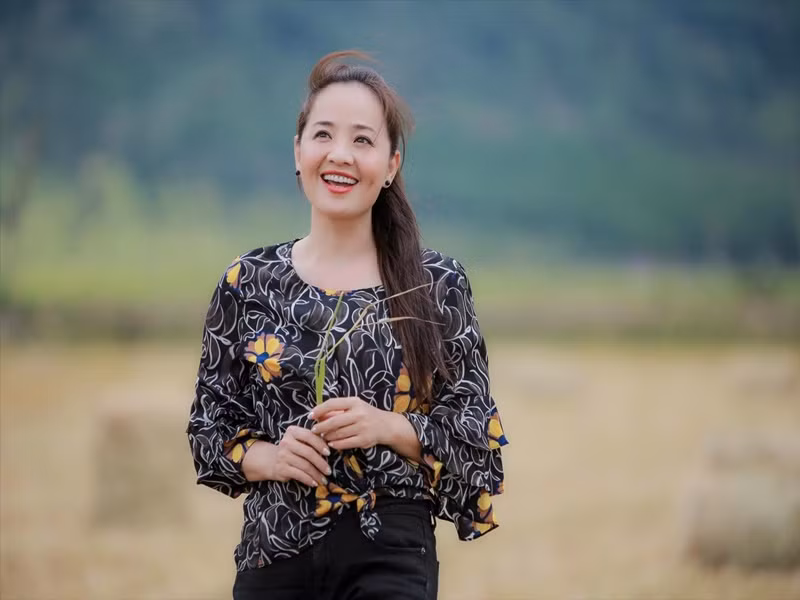 Hoài An kết hôn lần đầu nhưng chia tay vài năm sau khi vợ chồng cô có một cậu con trai. Nữ diễn viên từng ám ảnh vì người chồng cũ vũ phu. “Không ai tin là sau 6 năm ly hôn, khi anh ấy đến nhà mà còn đánh tôi nữa. Lần đánh này làm tôi thức tỉnh, mọi tình cảm còn sót lại dành cho chồng cũ tan biến hết, không còn chút vấn vương. Tôi đâu có lỗi để phải bị đối xử như vậy?”, nữ diễn viên phim “Người đẹp Tây Đô” cho hay.