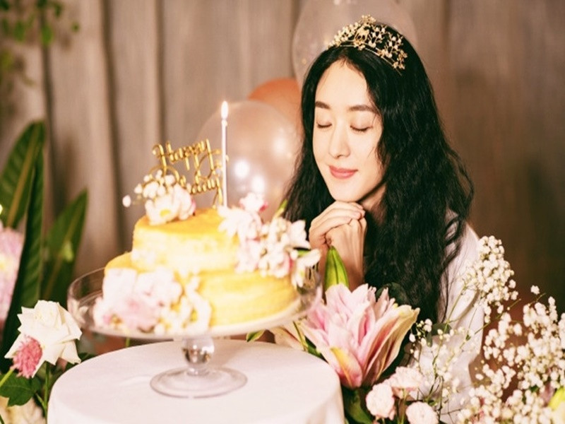 Sau 16 năm hoạt động nghệ thuật, Triệu Lệ Dĩnh có khối tài sản hơn 390 triệu NDT (khoảng 1.400 tỷ đồng). Ảnh: Lao động