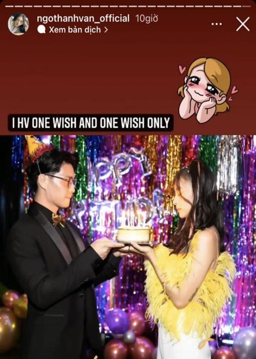 Đón tuổi mới bên bạn bè, Ngô Thanh Vân dính như sam với Huy Trần.