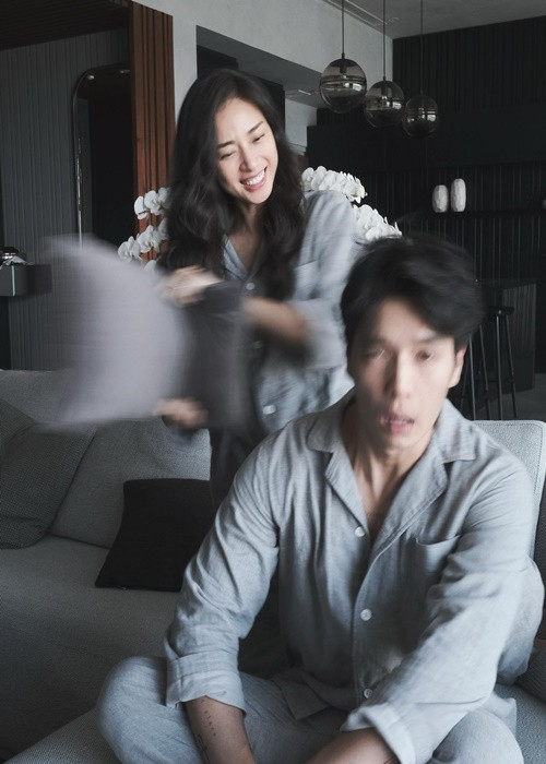 Ngoài ảnh tình tứ, cặp đôi còn công khai những khoảnh khắc “dìm hàng” nhau.