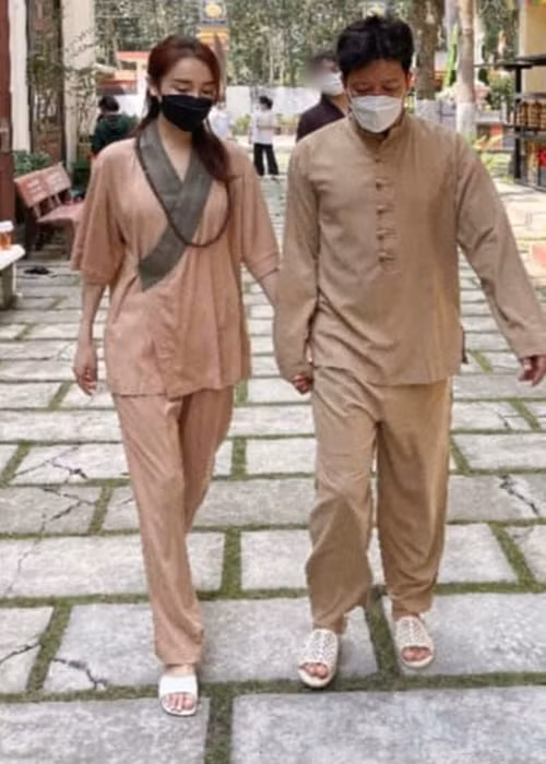 Trong mắt Nhã Phương, Trường Giang làm cái gì cũng giỏi từ chăm sóc con đến lo nhà cửa. Ảnh: FBNV