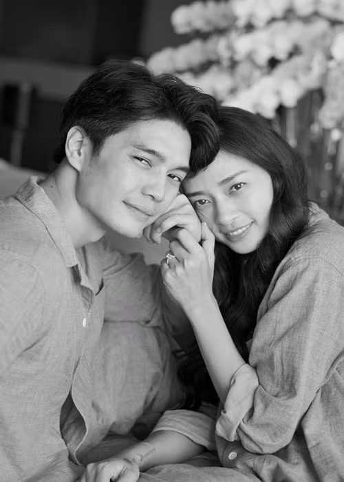 Chỉ 1 năm sau khi nhận được hoa cưới từ Đông Nhi, Ngô Thanh Vân nên duyên với Huy Trần. Ảnh: FBNV