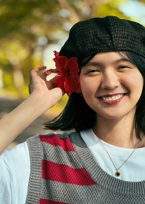 Cách đối mặt với lùm xùm tình ái của Hải Tú và Hiền Hồ khá giống nhau. Hải Tú không xuất hiện trước truyền thông cũng không đăng tải bất kỳ chia sẻ trên mạng xã hội giữa ồn ào. Ảnh: FBNV