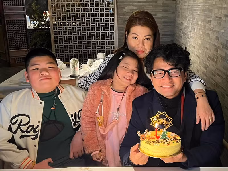 Trương Minh Cường và vợ cũ giữ mối quan hệ tốt đẹp để cùng chăm lo các con.