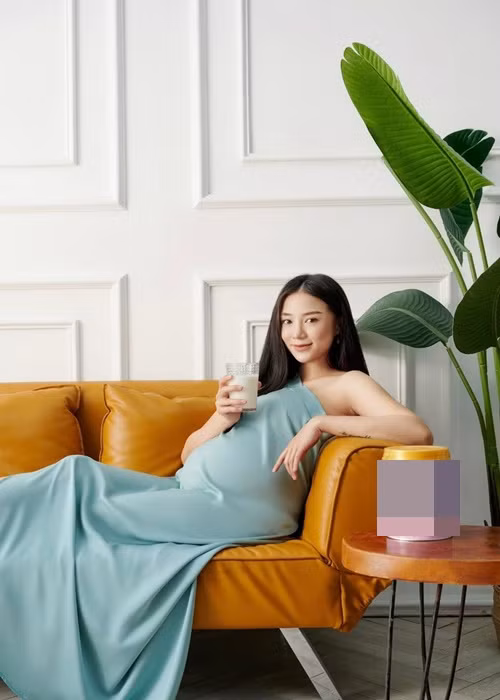 Hồi tháng 12/2021, Salim kết hôn với Hải Long - thiếu gia của một tập đoàn may mặc.