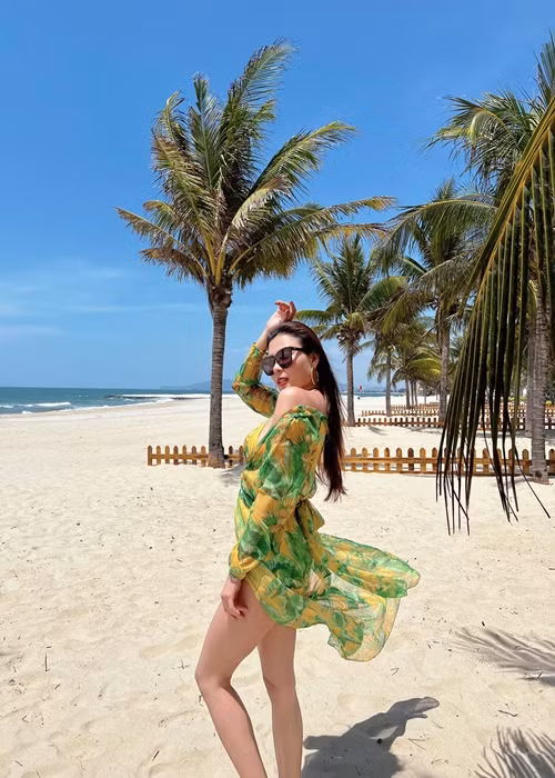 Bà xã của Lương Thế Thành mới đây chia sẻ, vì chuẩn bị vào vai có tạo hình gợi cảm nên cô nỗ lực luyện tập, giảm cân.