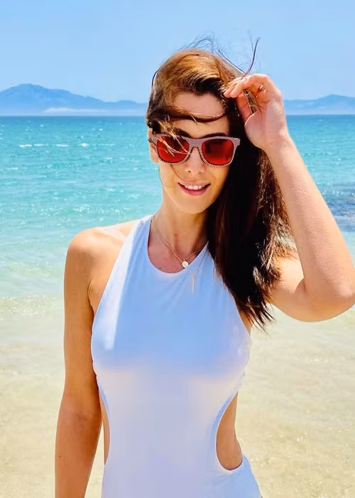 Ở tuổi 41, Natalie vẫn trẻ trung, quyến rũ.