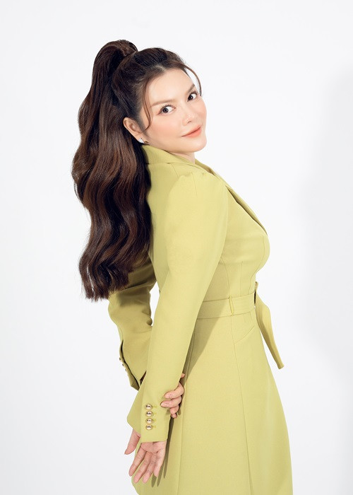 Nữ diễn viên phim “Mùa hè lạnh” cũng cho biết Nguyên Vũ là người đã ra sức ngăn cản sau khi cô viết tâm thư “bỏ nghề”.