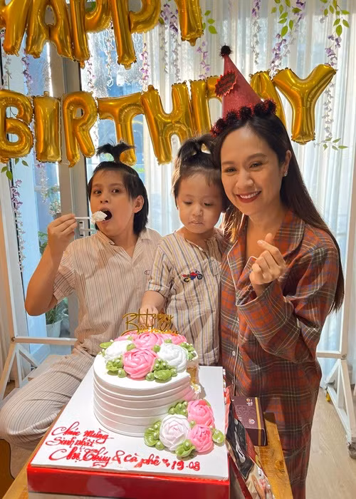 Mỗi tháng, vợ chồng Thanh Thúy chi 26 triệu đồng để trả lương cho giúp việc. Ảnh: FBNV