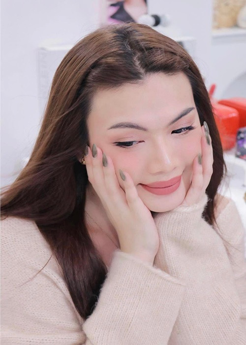 Đào Bá Lộc khẳng định bản thân không hay biết mình trở thành người thứ ba. Tuy nhiên ngay khi phát hiện ra, ca sĩ quyết chia tay bởi không thích chia sẻ hay giành giật hạnh phúc của người khác.