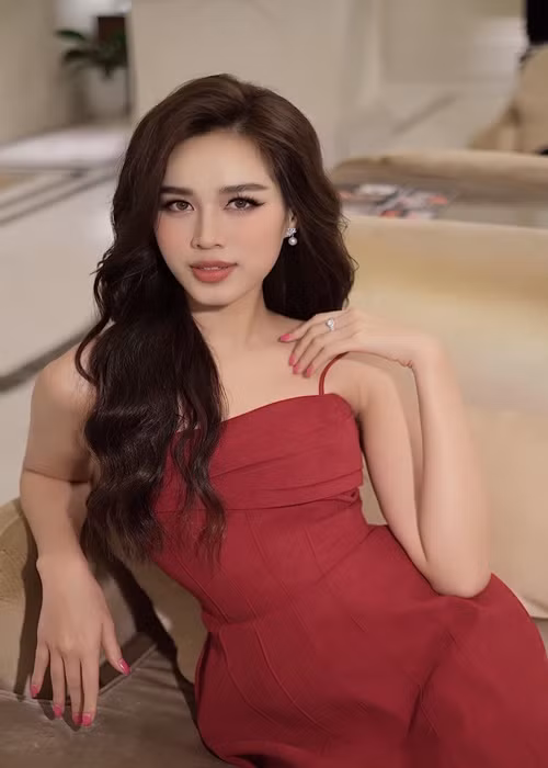 Trong tháng 3 này, Đỗ Thị Hà sẽ trở lại cuộc thi Hoa hậu Thế giới để tham gia chung kết vốn bị hoãn lại vì dịch bệnh. Ảnh: FBNV