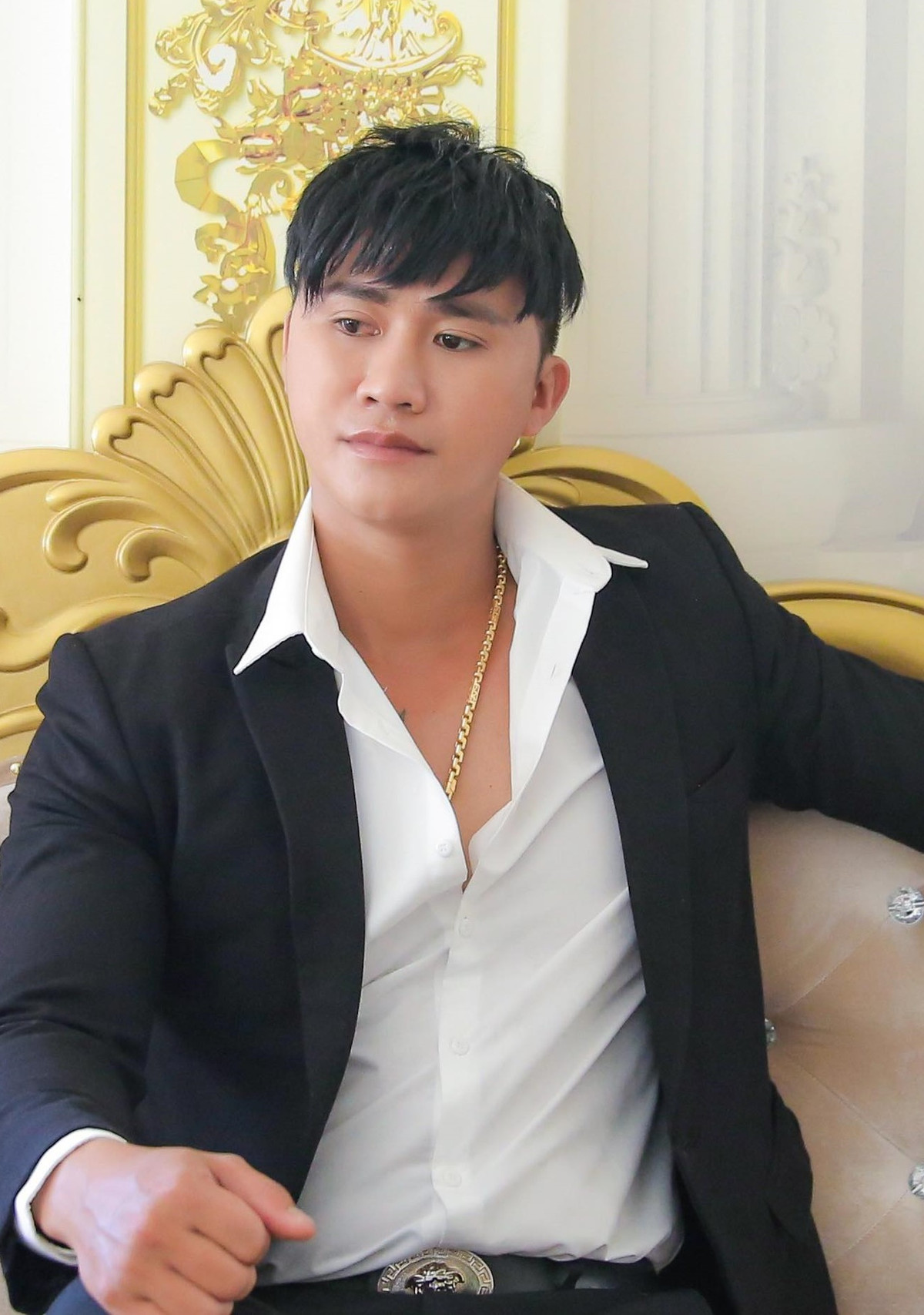 Tên tuổi của Khánh Nguyên rất mờ nhạt so với Cát Tuyền. Ảnh: FBNV