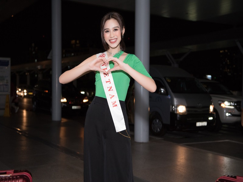Sau 3 tháng tạm hoãn do ảnh hưởng của dịch bệnh COVID-19 cuộc thi Miss World 2021 - Hoa hậu Thế giới 2021 đã chính thức quay trở lại. Tối ngày 11/3, Đỗ Thị Hà lên đường trở lại đấu trường nhan sắc quốc tế.