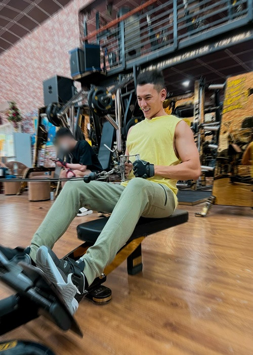 Lý Bình hiện tại tích cực tập luyện để xuất hiện phong độ nhất trong đám cưới.